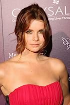 JoAnna Garcia Swisher