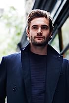 Tom Bateman